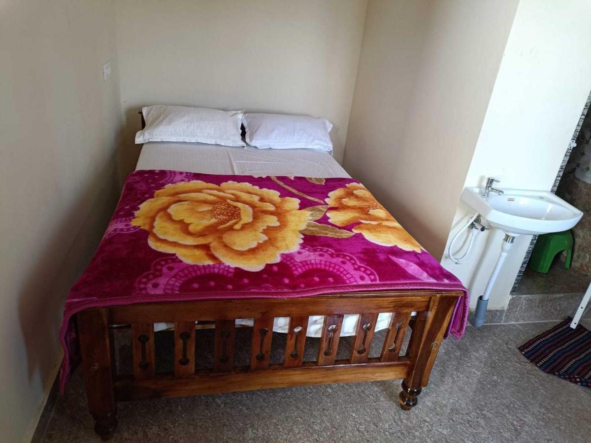 Oyo 8206 K J Residency Hotell Mysore Eksteriør bilde